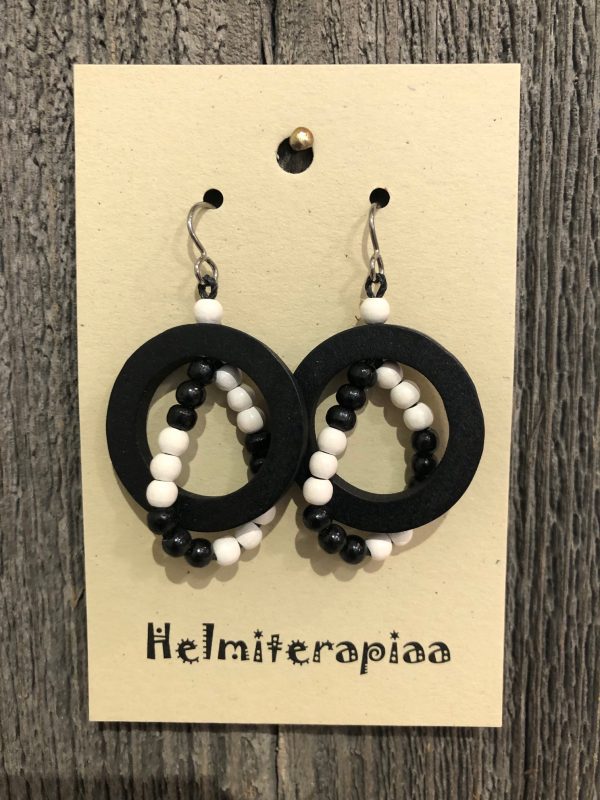 Korvakorut Helmiterapiaa Design Anne Karttunen